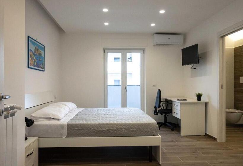 펜션 Ansiro Rooms Home Business
