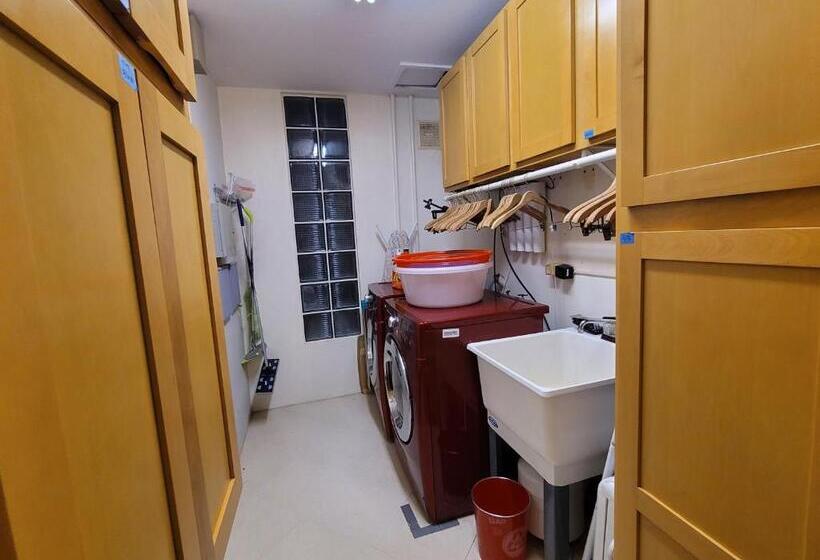Пансион Guam Theo House