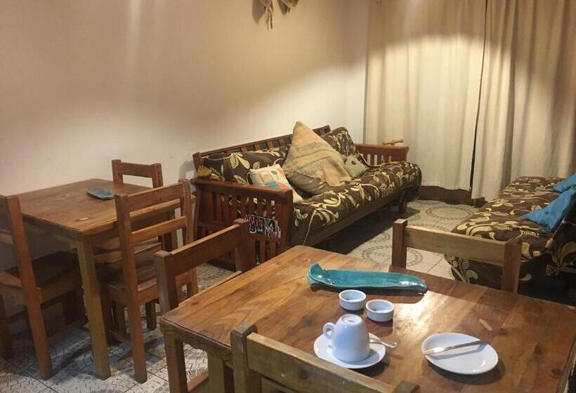 Пансион Hostal El Aji Rojo