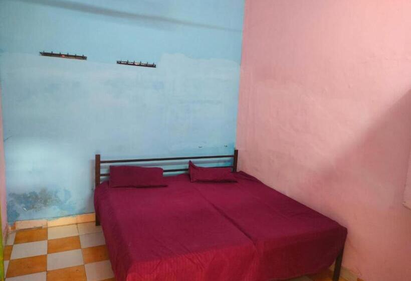 펜션 Kanti Devi Seva Sadan