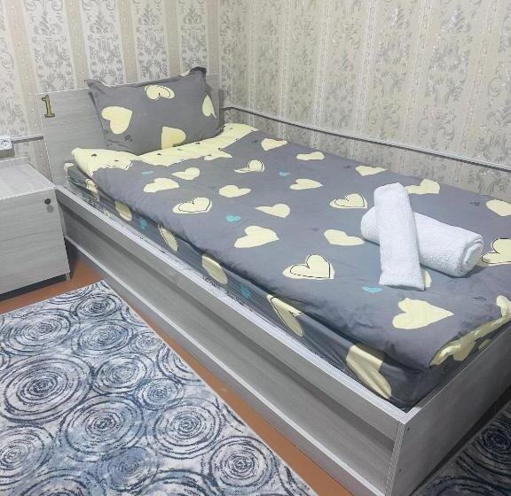 פנסיון Qamar Family Guest House