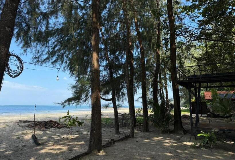 استراحتگاه Changthong Bungalow
