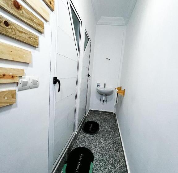 هاستل Paddle Out Morocco