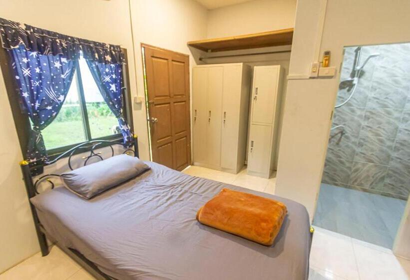 旅馆 The Travelers Friend En Suite Dorm Room Ac