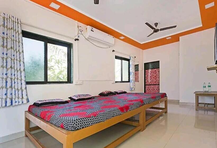مبيت وإفطار Arihant Resort