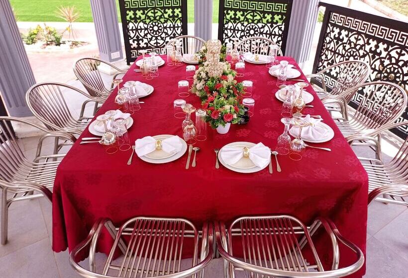 Bella Ella Hotel & Event Center