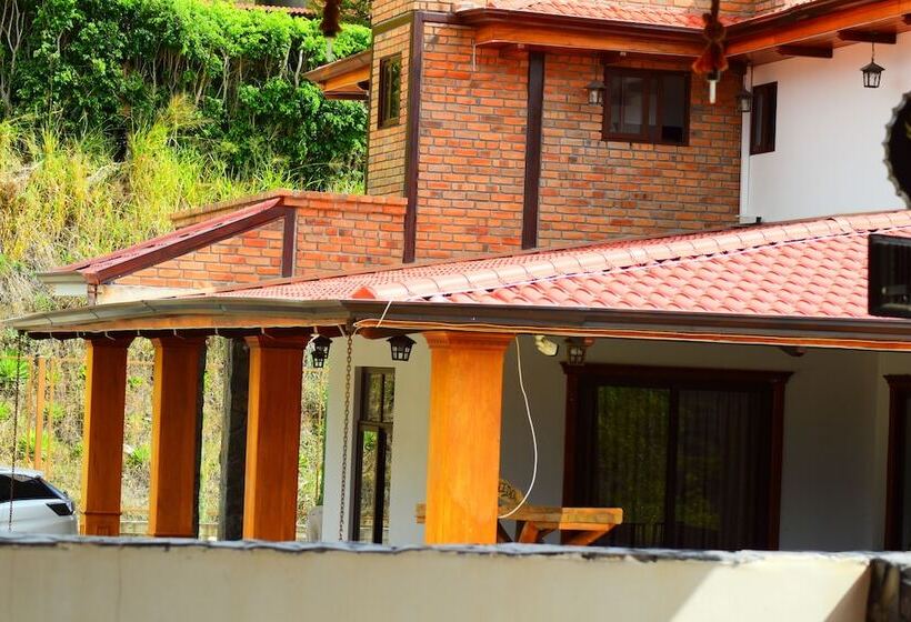 هتل Hosteria Piedra Dura