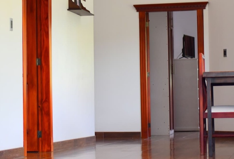 هتل Hosteria Piedra Dura