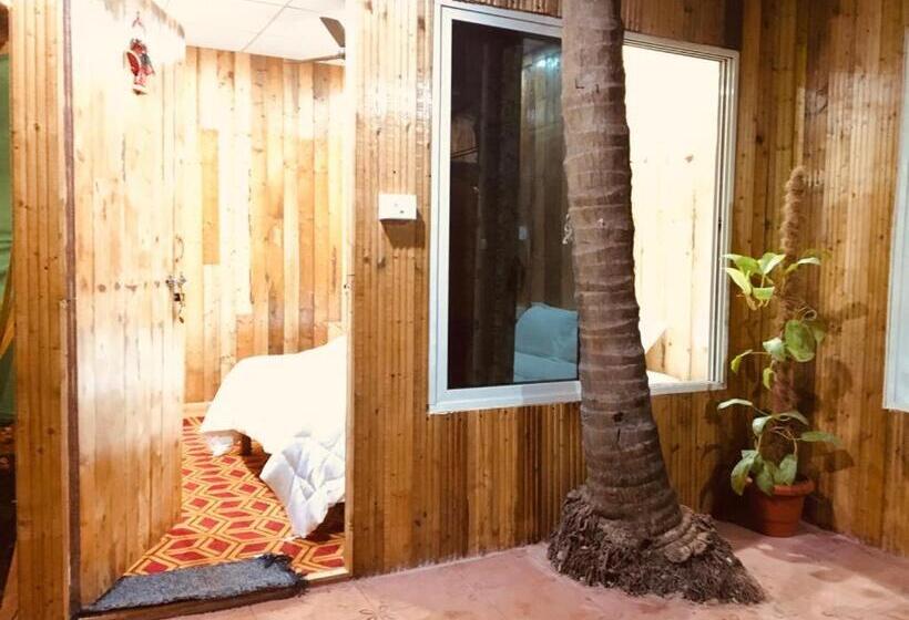 هتل Joes Cottage And Caffe