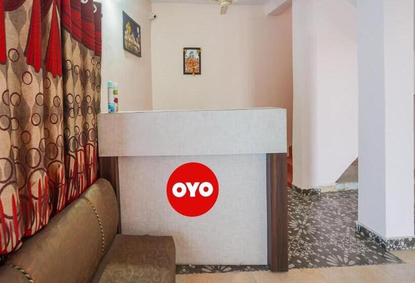 호텔 Oyo Anand Lodging & Restaurant