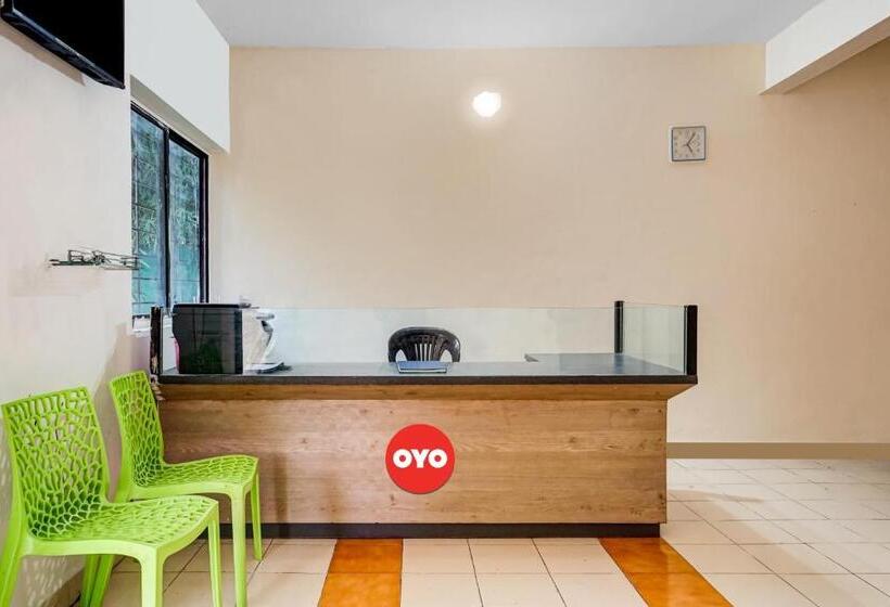 בית מלון כפרי Oyo Sai Lodge