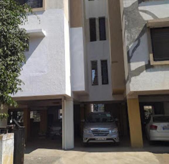 膳宿费 Mohiniraj Guest House, Nashik