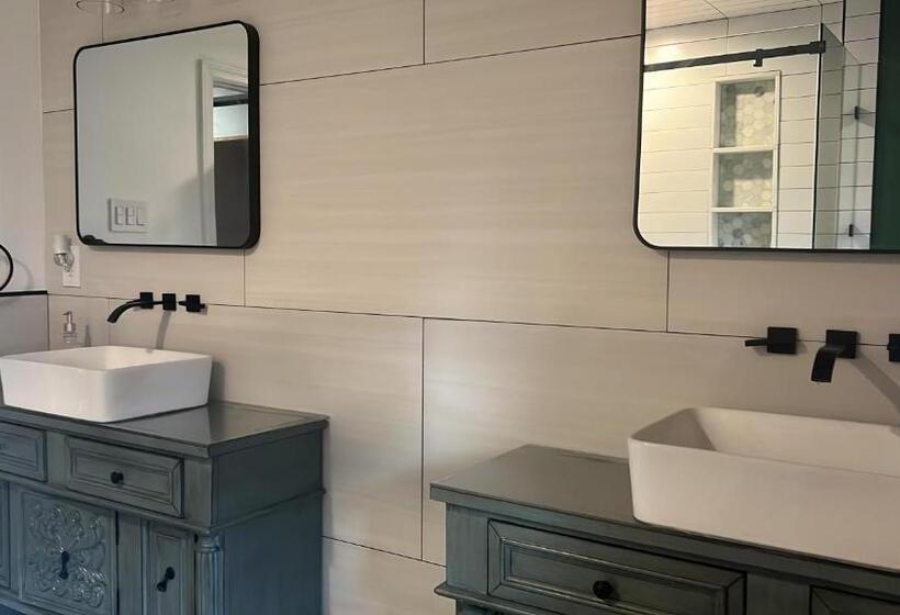 بنسيون Room In House   Cozy Comfy Private Room Close To Everything K