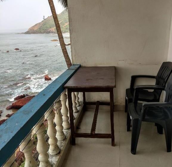 펜션 Shree Sai Beach Stay