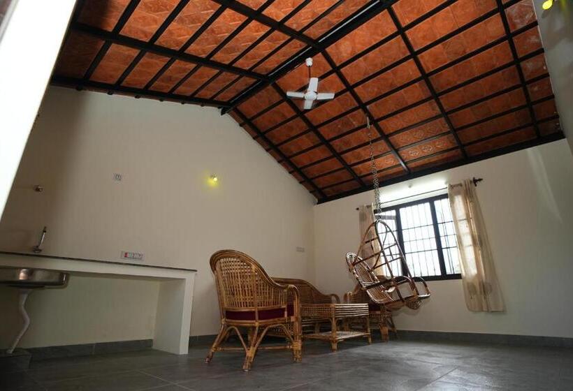 بنسيون Unga Veedu Pay And Stay