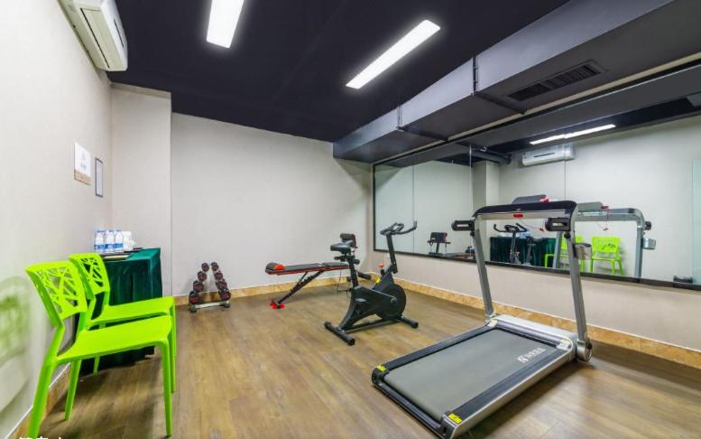 Zhanghe Hotel   Haikou Xiuying Harbor Provincial People S Hospital