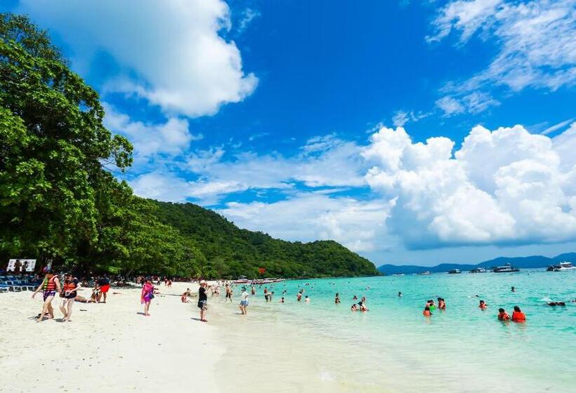 普吉岛 安达曼海滩海景度假酒店 Phuket Andaman Beach Seaview