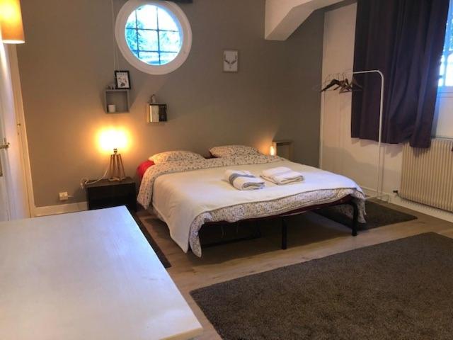 مبيت وإفطار Agréable Chambre Avec Salle De Bain Privative