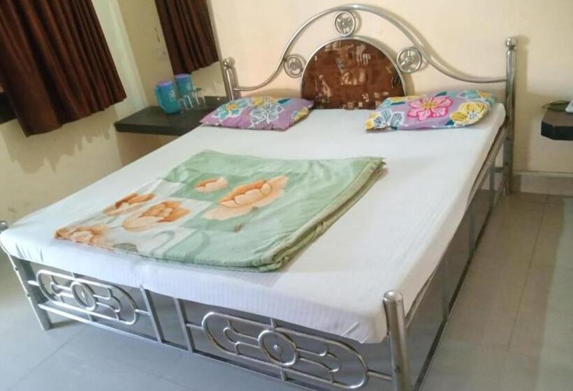 مبيت وإفطار Kanjis Guest House