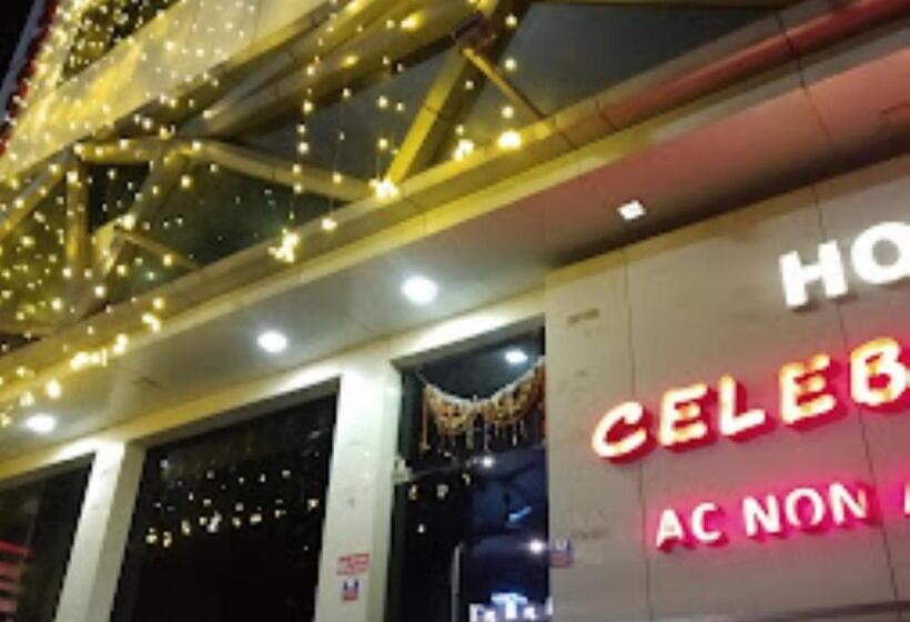 호텔 Celebration Bar And Restaurant Maharashtra