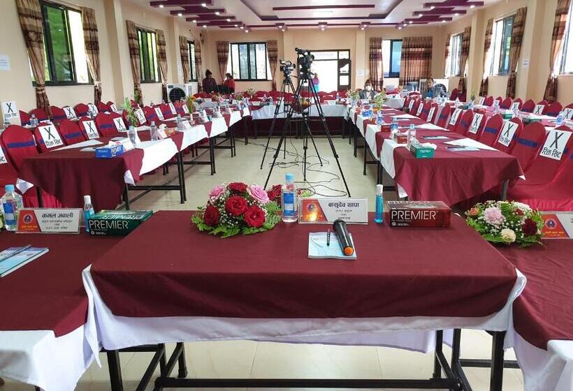 هتل Doleshwor Village Resort & Farm House Pvt. Ltd