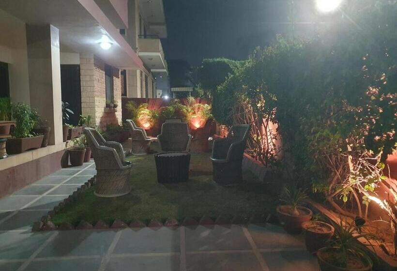 Hotel Gajendra Niwas Sun City