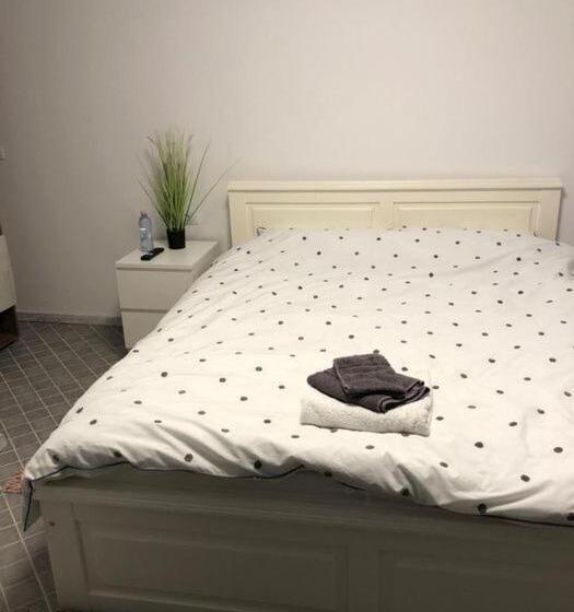 پانسیون Camere In Regim Hotelier