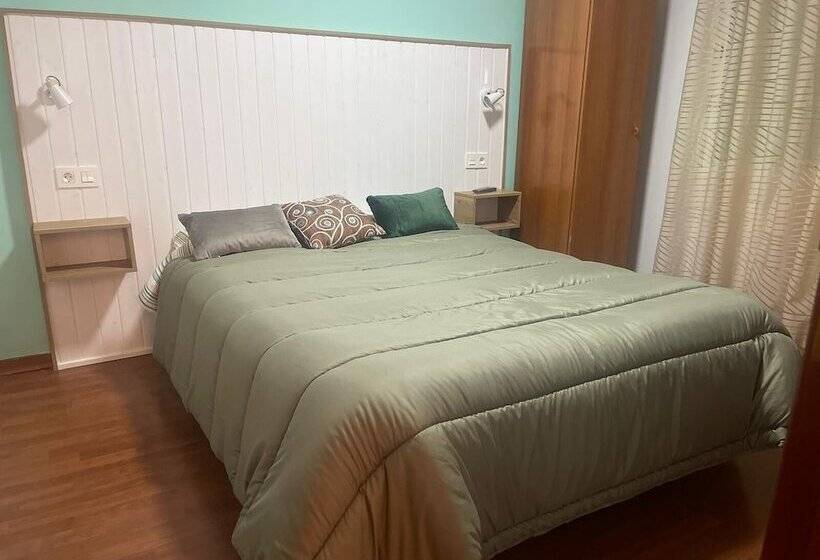 ペンション Hostal Julio Cesar