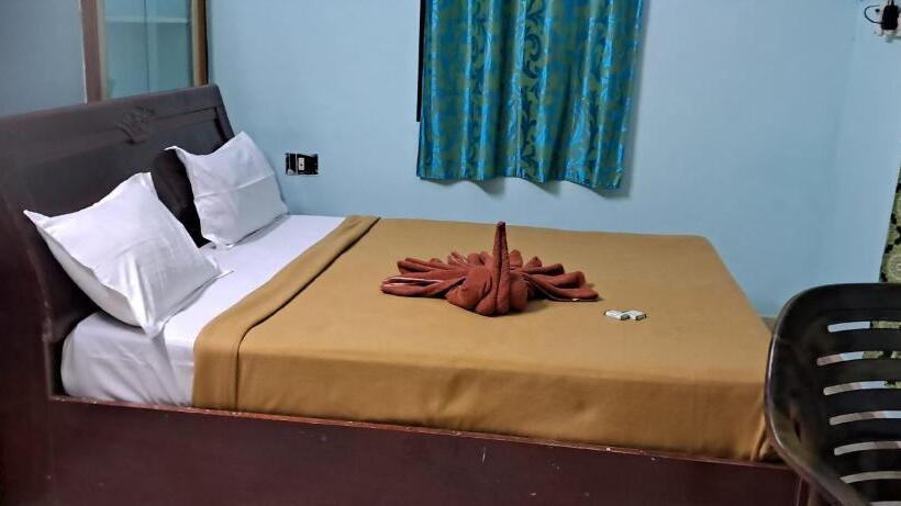 پانسیون Jayam Home Stay