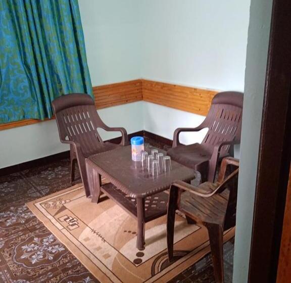 پانسیون Jayam Home Stay