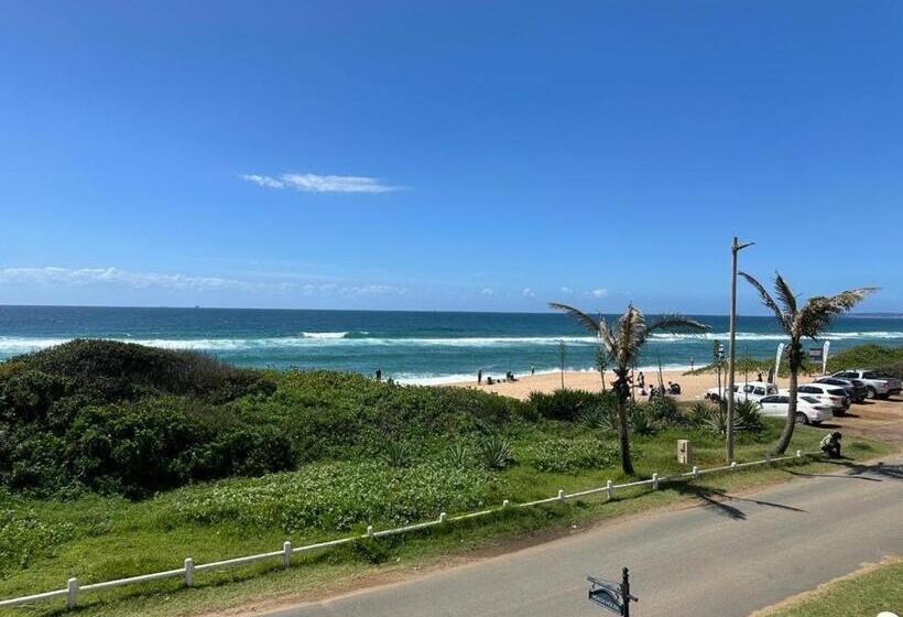 פנסיון On The Beach