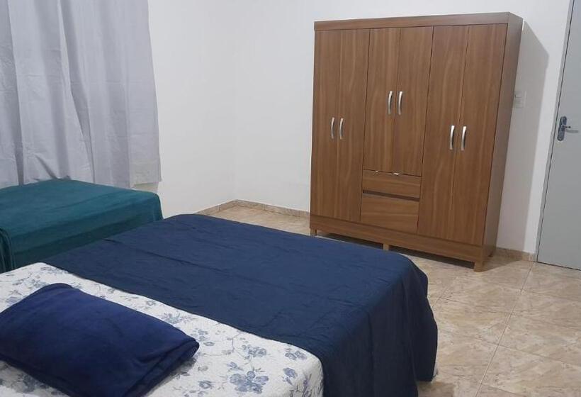 펜션 Suíte Com Uma Cama De Casal E Uma Cama De Solteiro