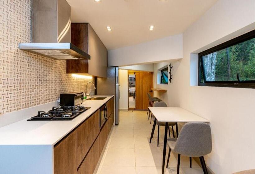 پانسیون Zen Medellin Maya