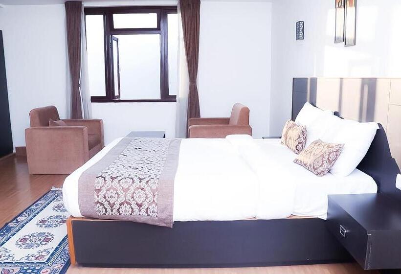 Starlight Bhumzang Hotel & Spa