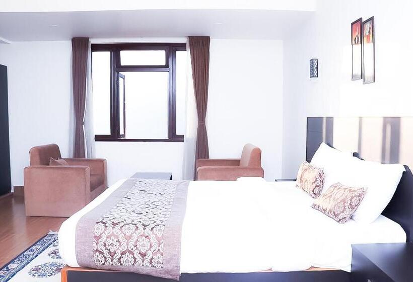 Starlight Bhumzang Hotel & Spa
