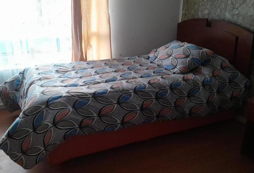 Hostel Hospedaje 12 De Octubre