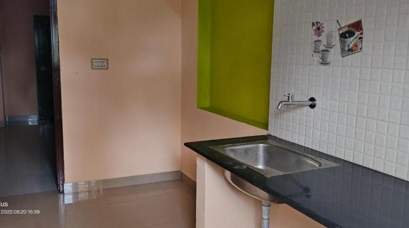 تختخواب و صبحانه The Infinity Villa   A Unit Of Nisarga Thana Homes