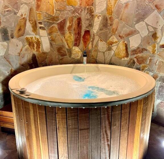 هتل کپسول Greenlandomesa Cuarzo