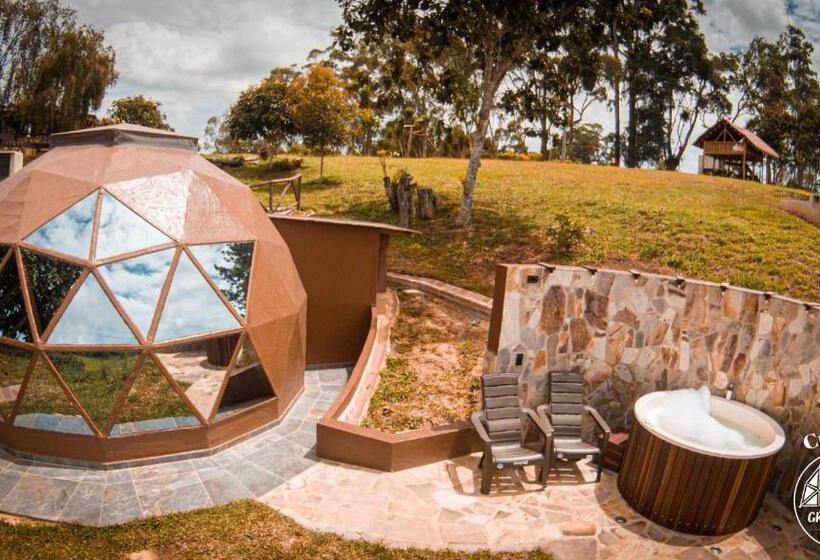 هتل کپسول Greenlandomesa Cuarzo