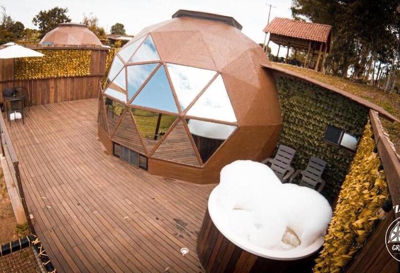 هتل کپسول Greenlandomesa Zafiro