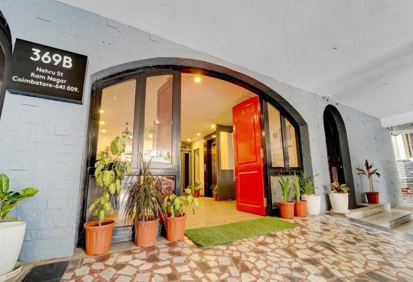 هتل Townhouse 1123 Four Season