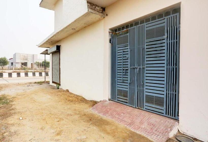 فندق Oyo Jr Guest House