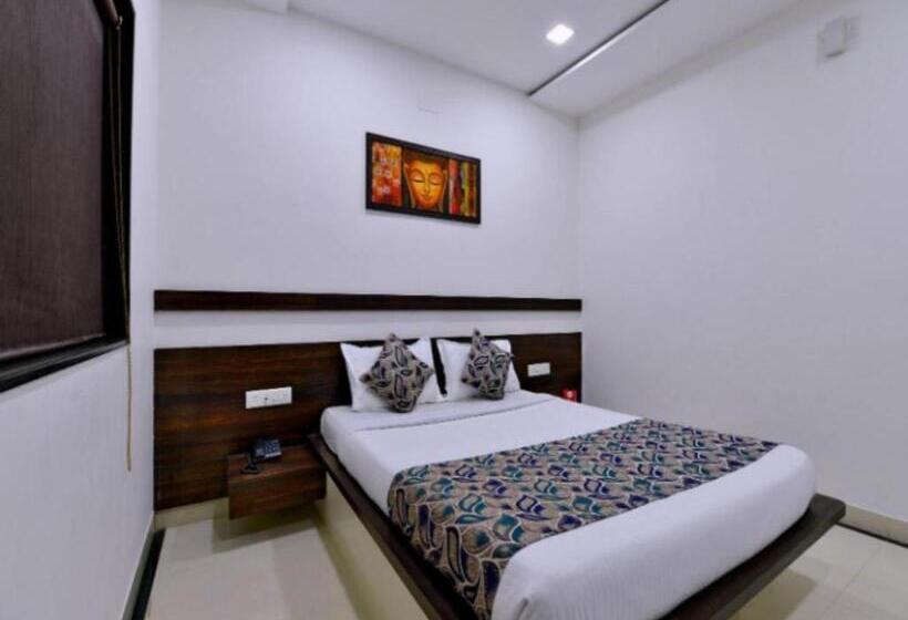 Отель Sunil Inn