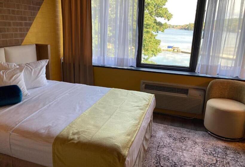 בית מלון כפרי The Lodge Luxury Resort At Lake Harmony