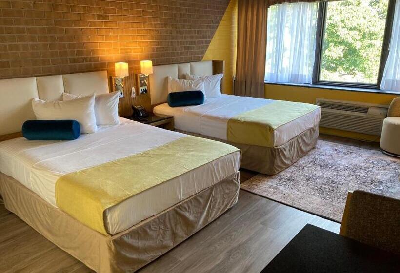 בית מלון כפרי The Lodge Luxury Resort At Lake Harmony