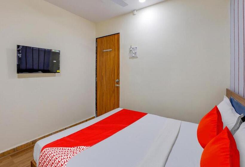 Oyo Hotel Lotus