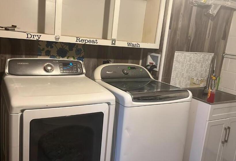 פנסיון Room In House   Cozy Comfy Private Room Close To Everything H
