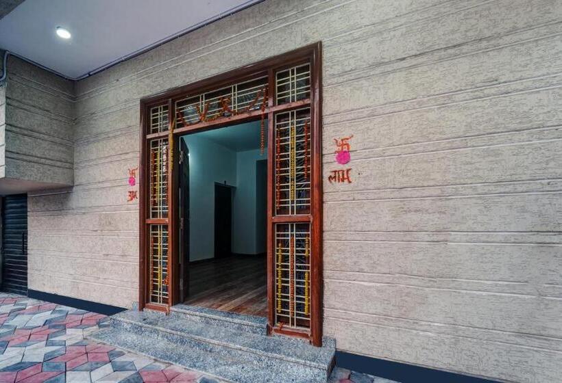 O As Hotels & Banquet