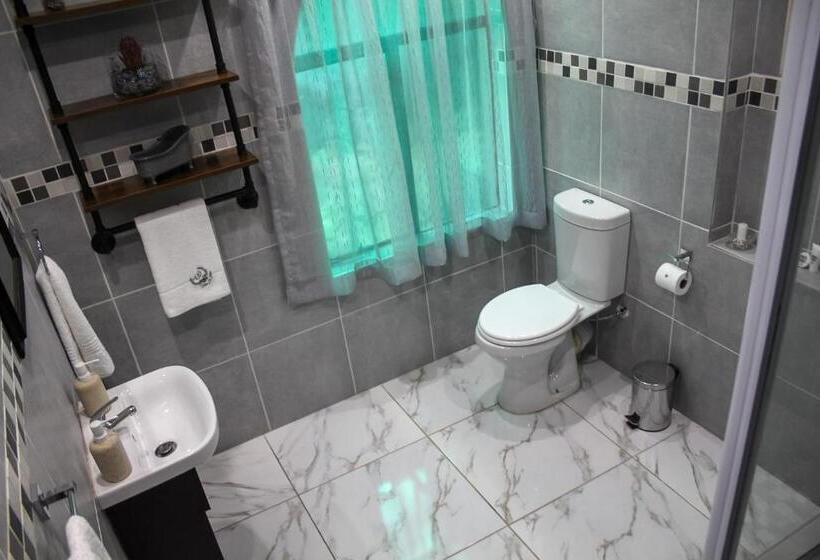 Villa La Sola B&b And Self Catering