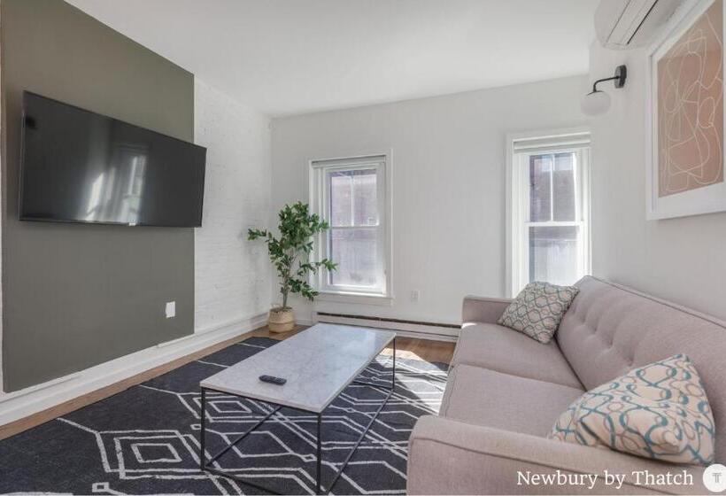 304 Newbury Street By Thatch